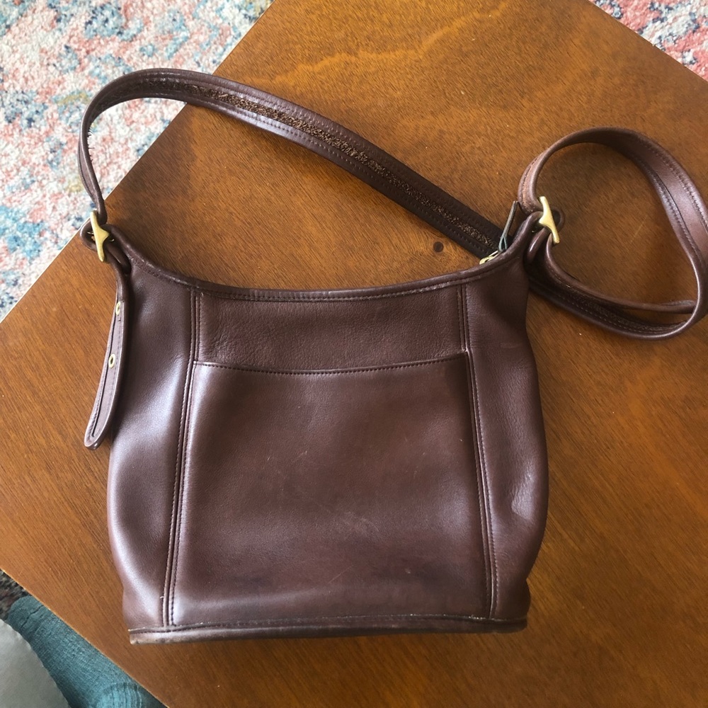 Vintage Coach 9816 messenger bucket bag